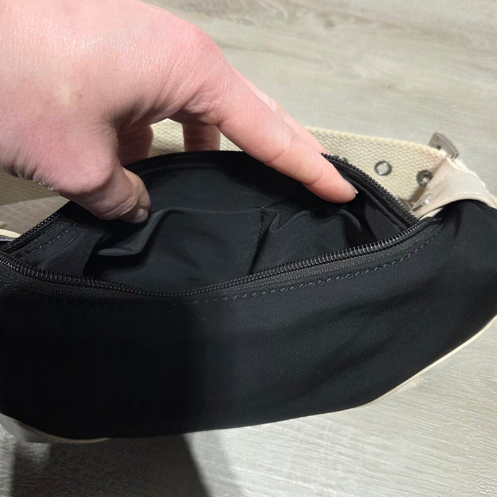 Brandy Melville Black & White Mini Shoulder Bag Y2K - Picture 10 of 10
